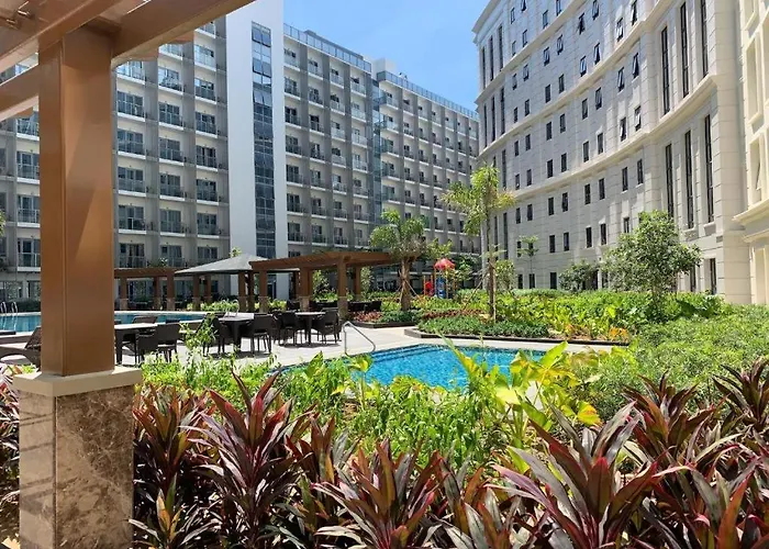 81 Newport C5 5i Near Naia T3 Pool And Balcony